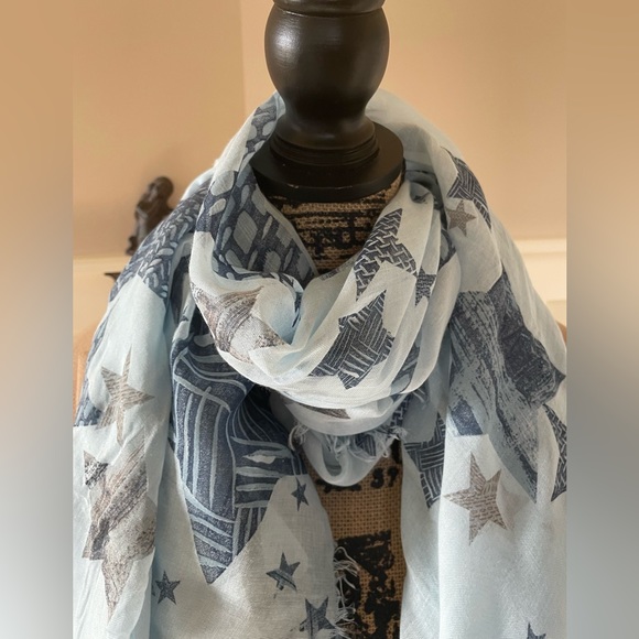 Stars scarf - Picture 3 of 5